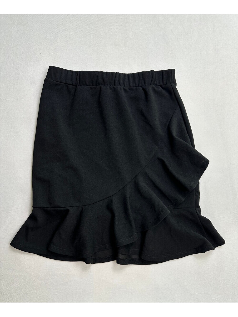 SHEIN Black Ruffle Hem Mini Skirt Size M
